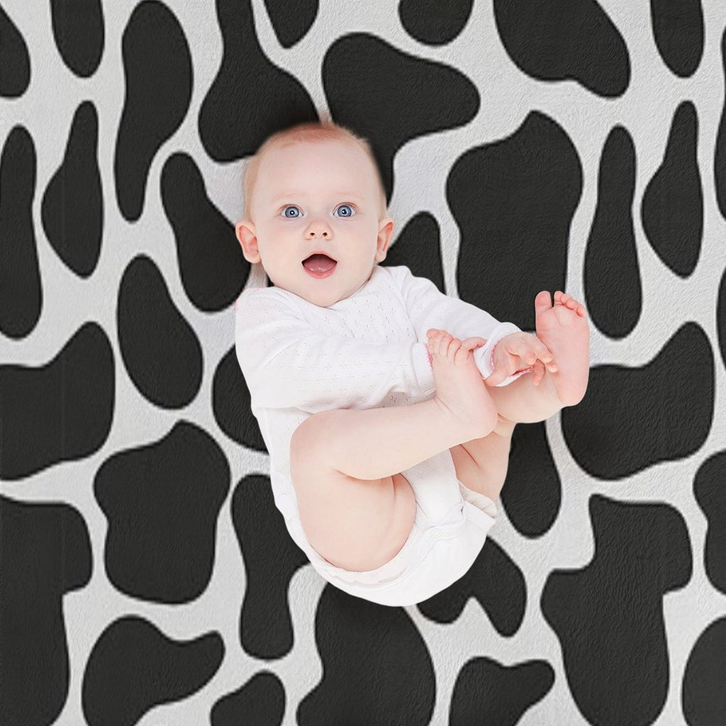 Black & White Animal Print - Cow Print Quick-dry Throw Blanket