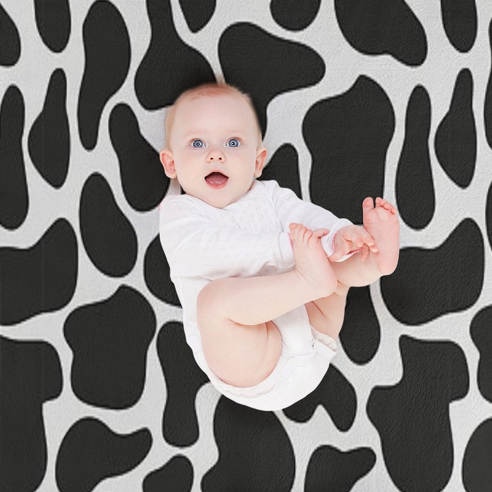 Black & White Animal Print - Cow Print Quick-dry Throw Blanket