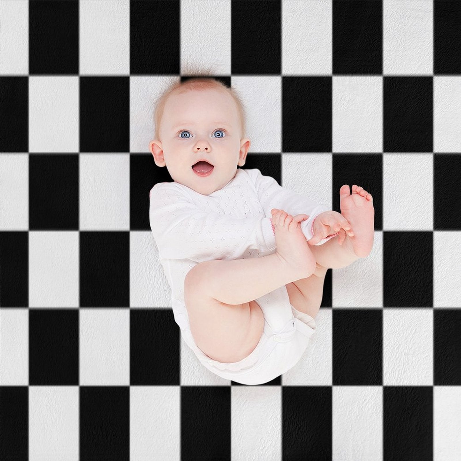 Black And White Checkered Velvety-soft Throw Blanket