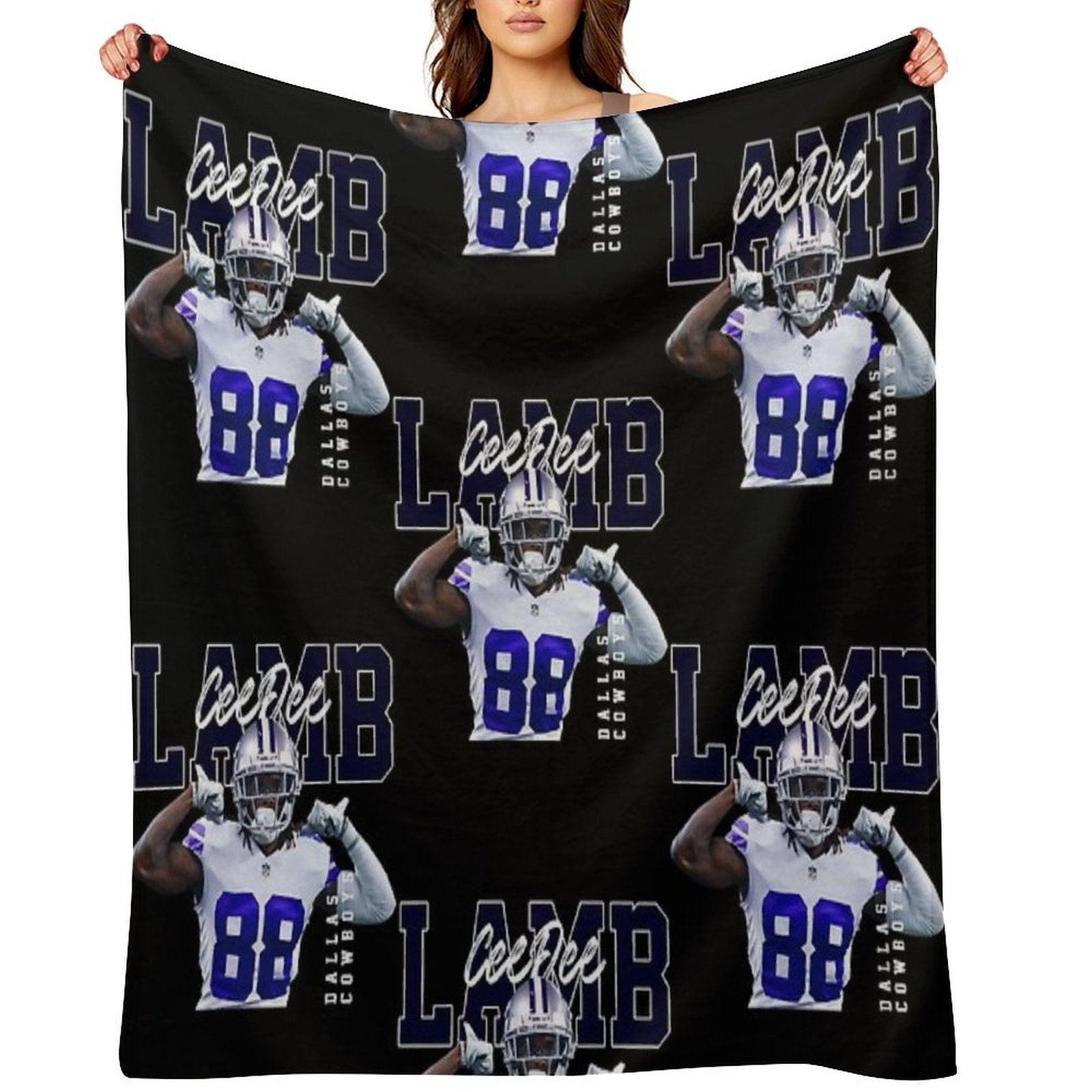 Ceedee-Lamb-DallasCowboys-Football-Players Lightweight Throw Blanket
