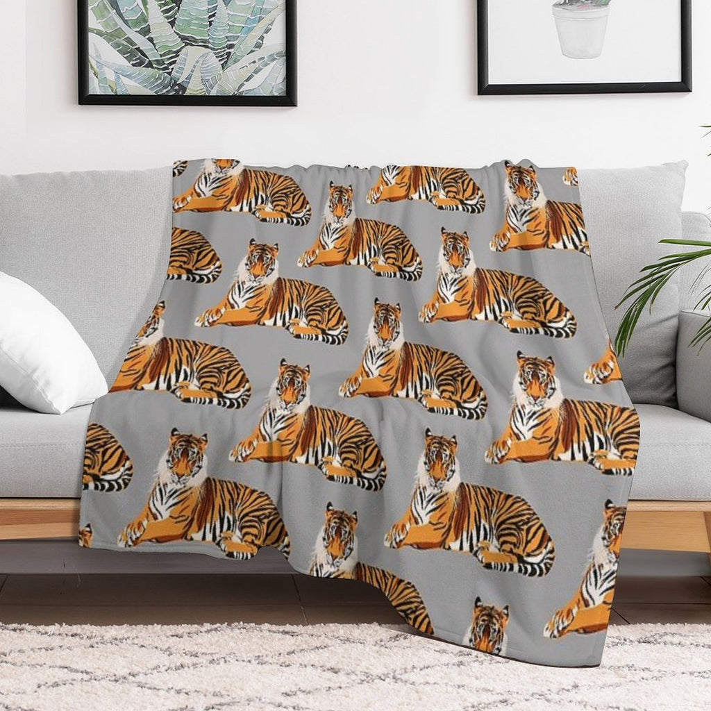 Tiger Pattern on Grey Background Quick-dry Throw Blanket