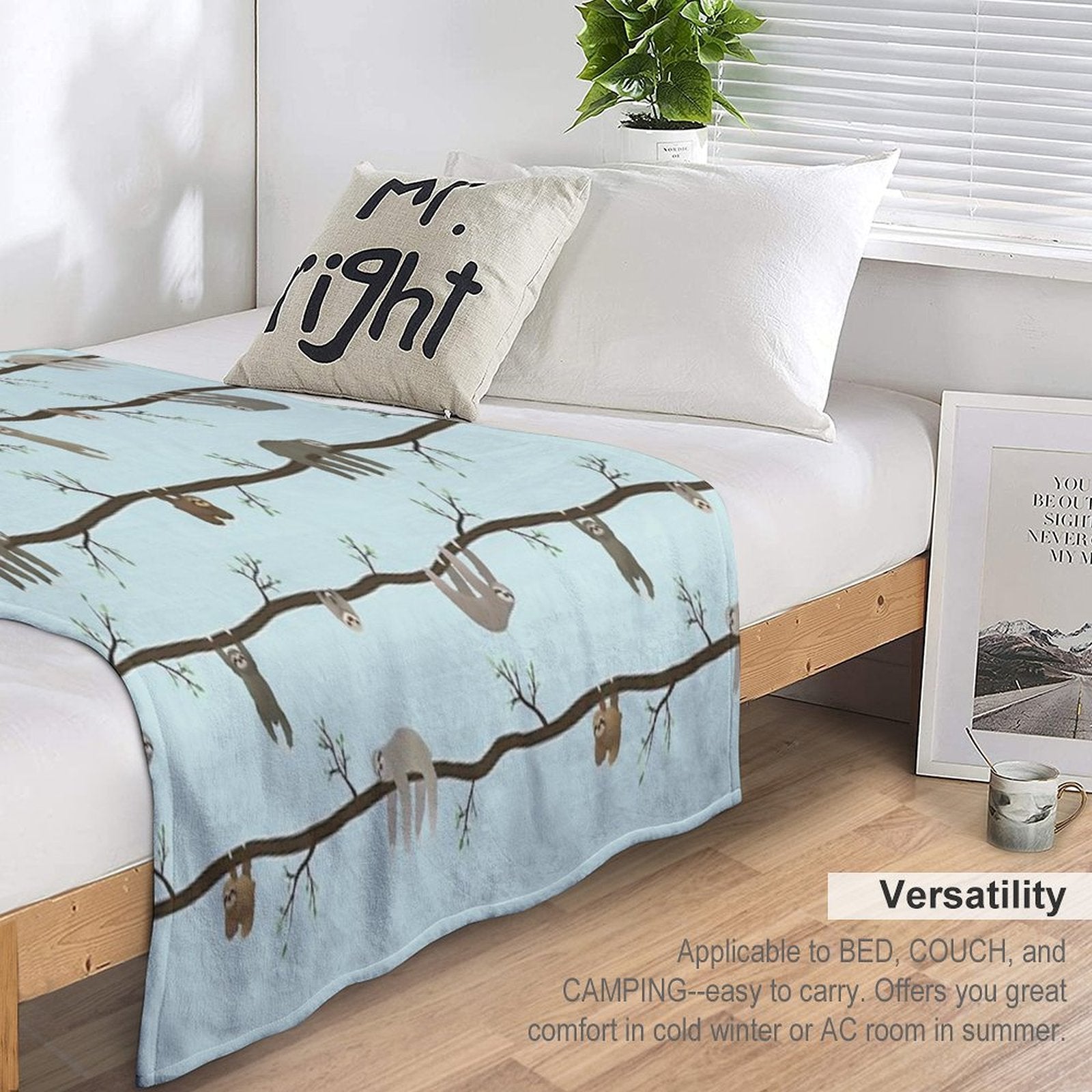 Sloths (blue) Shrink-resistant Throw Blanket
