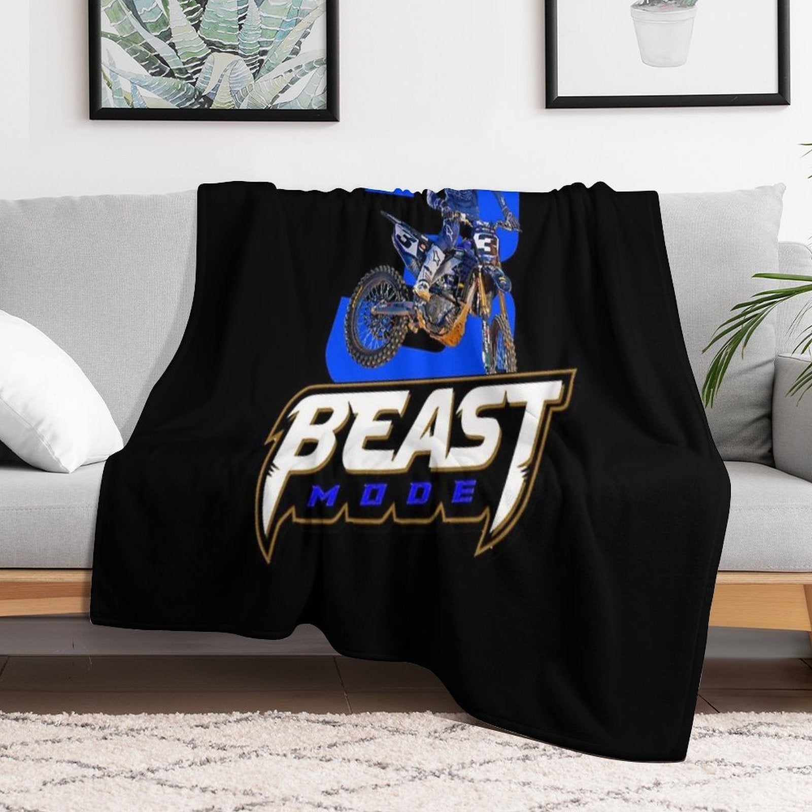 Eli Tomac ET3 Versatility Throw Blanket