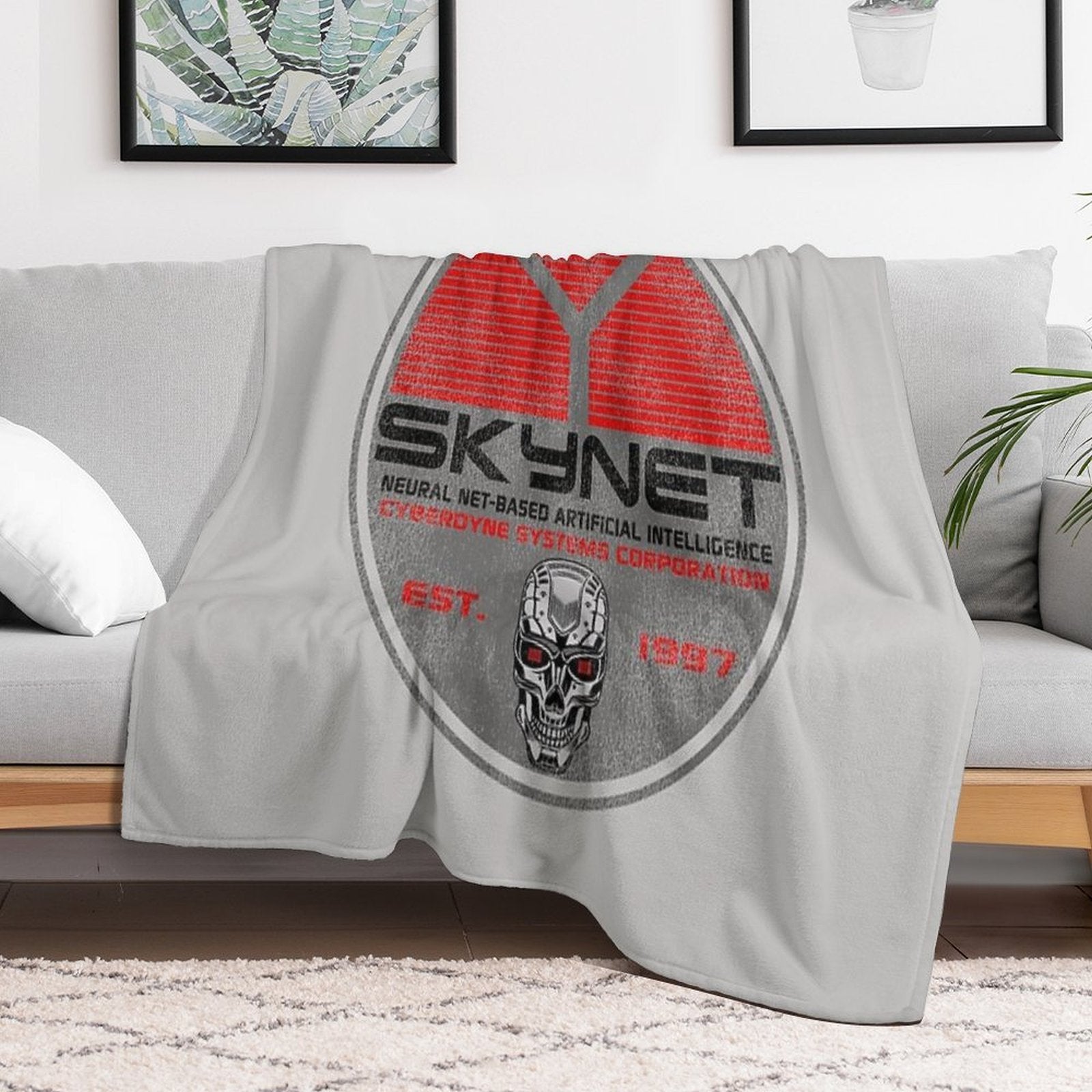 Skynet Oval Worn Lts Easy Care Throw Blanket