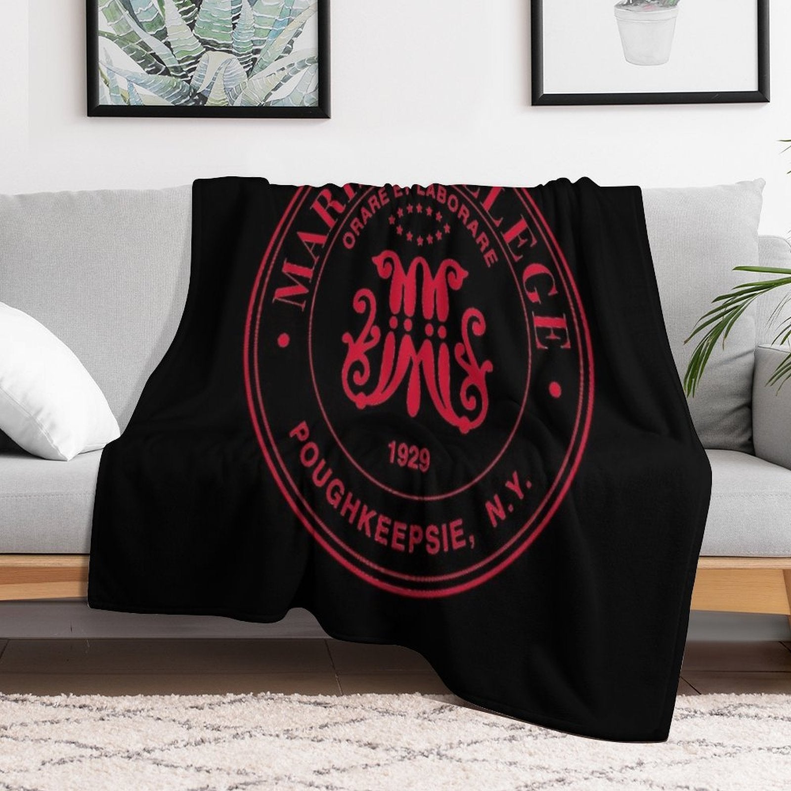 Logo Marist College Wrinkle-free Throw Blanket