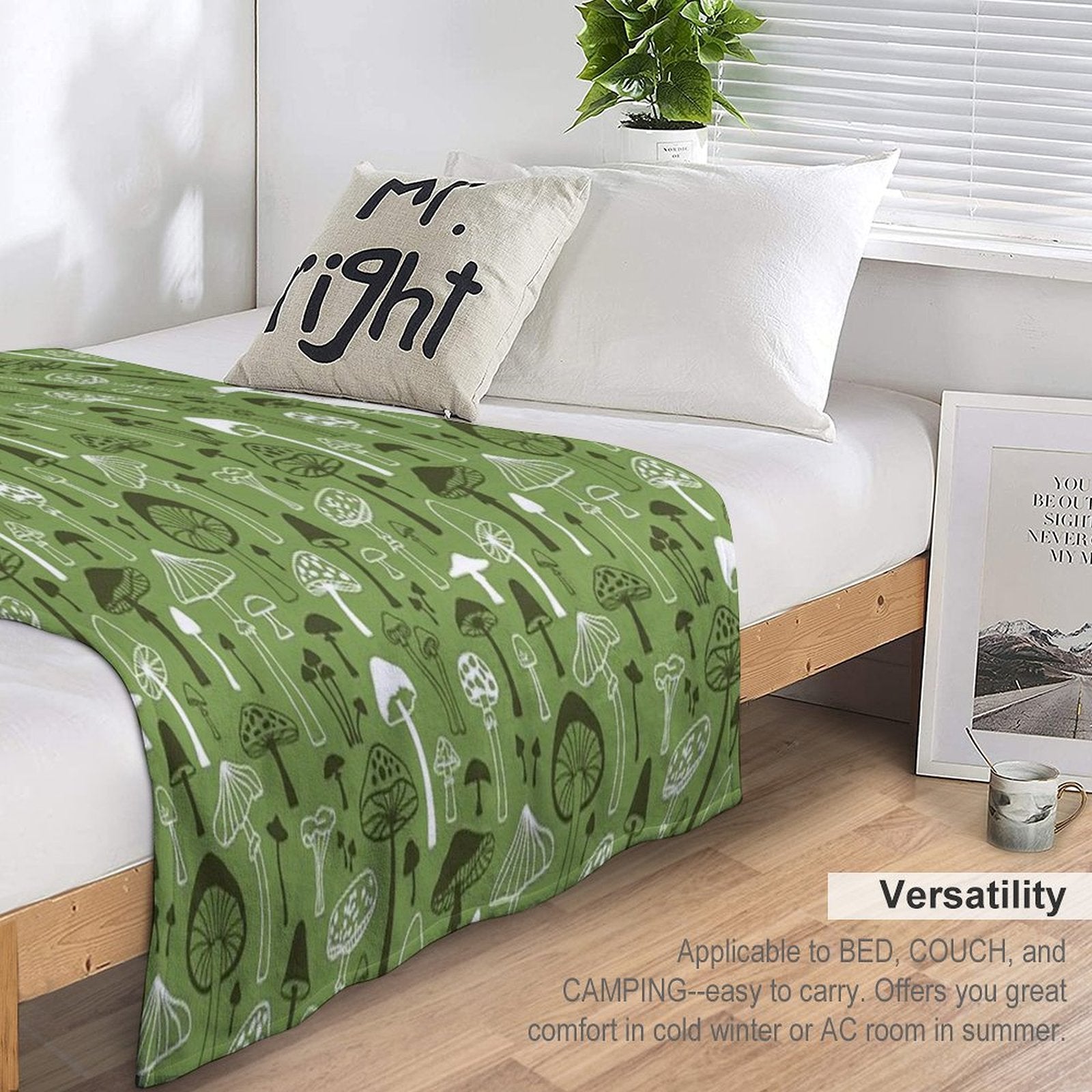 Mushrooms in Green Lightweight Throw Blanket