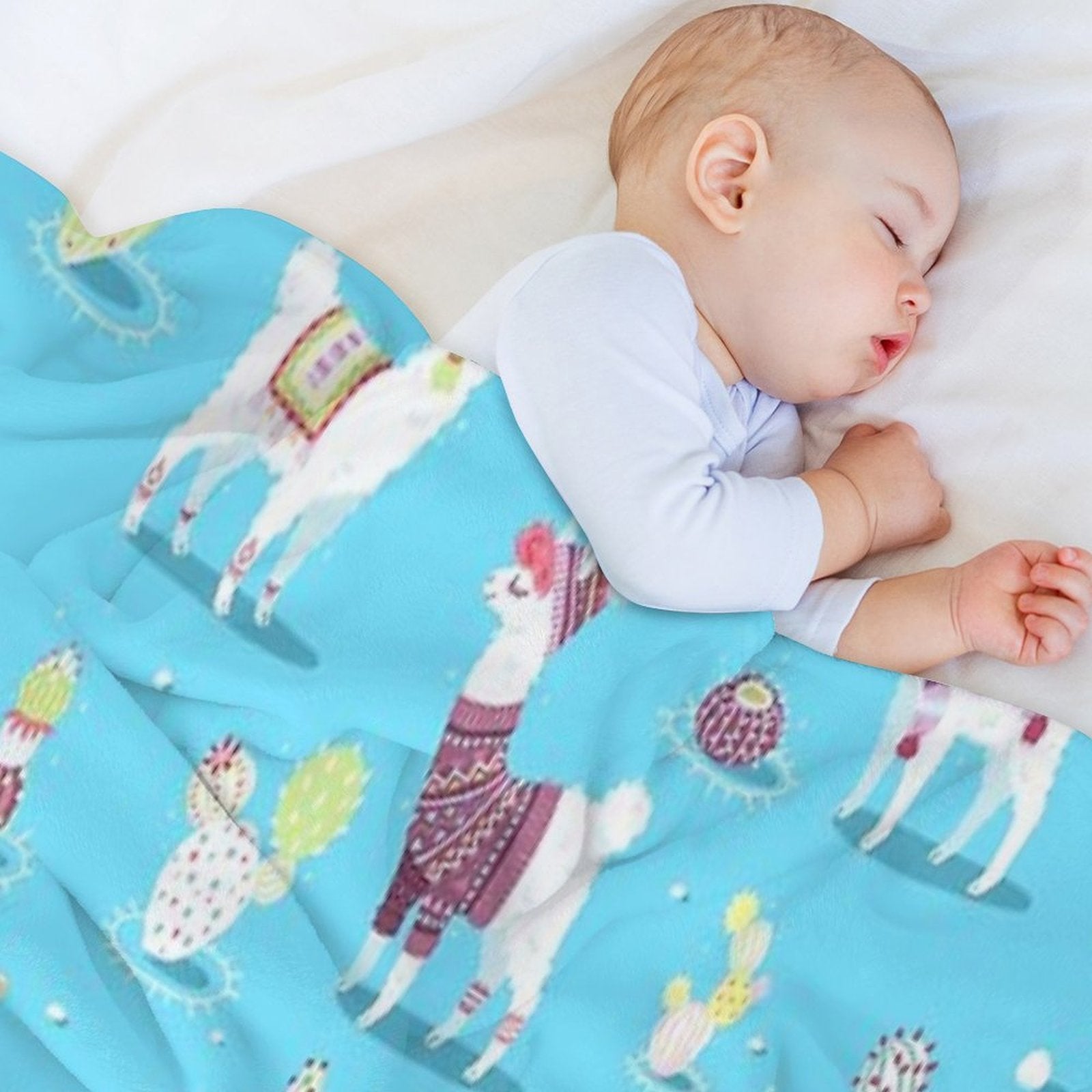 Alpaca Pattern Travel-friendly Throw Blanket