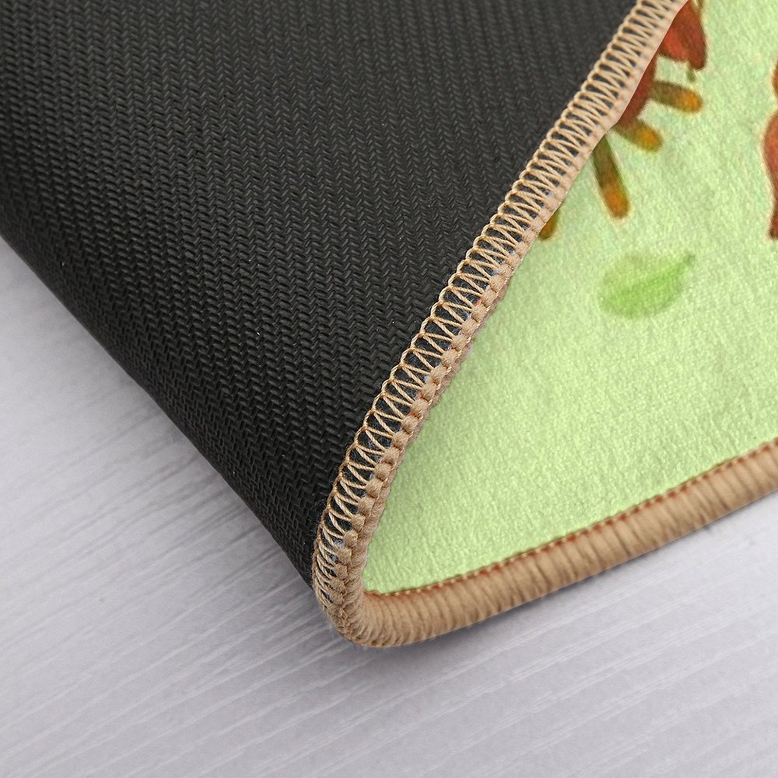 Leaf Mimics  Pet-Safe Bath Mat