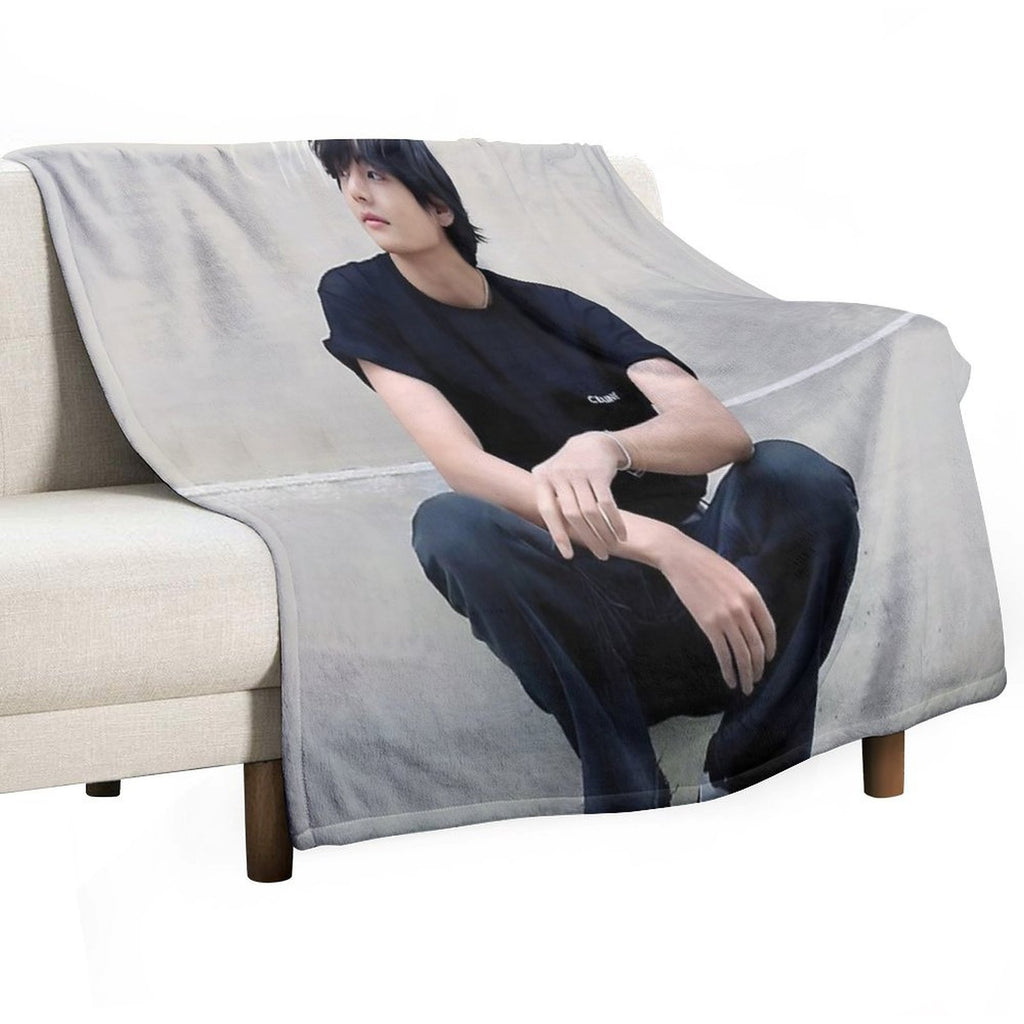 Taehyung All-season Throw Blanket