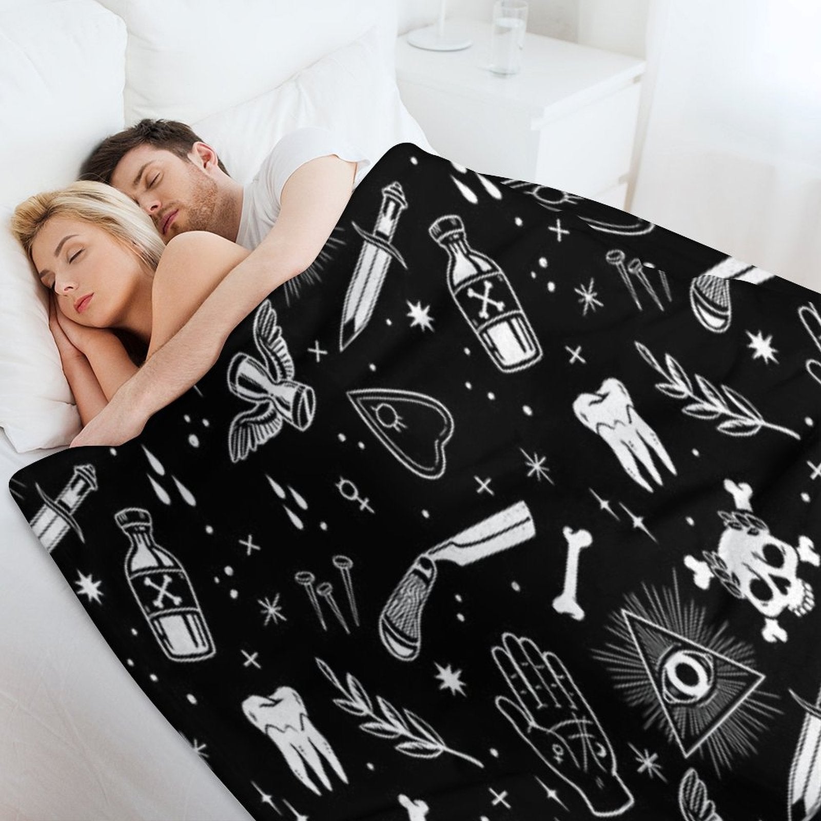 A Few Macabre Things All-season Throw Blanket