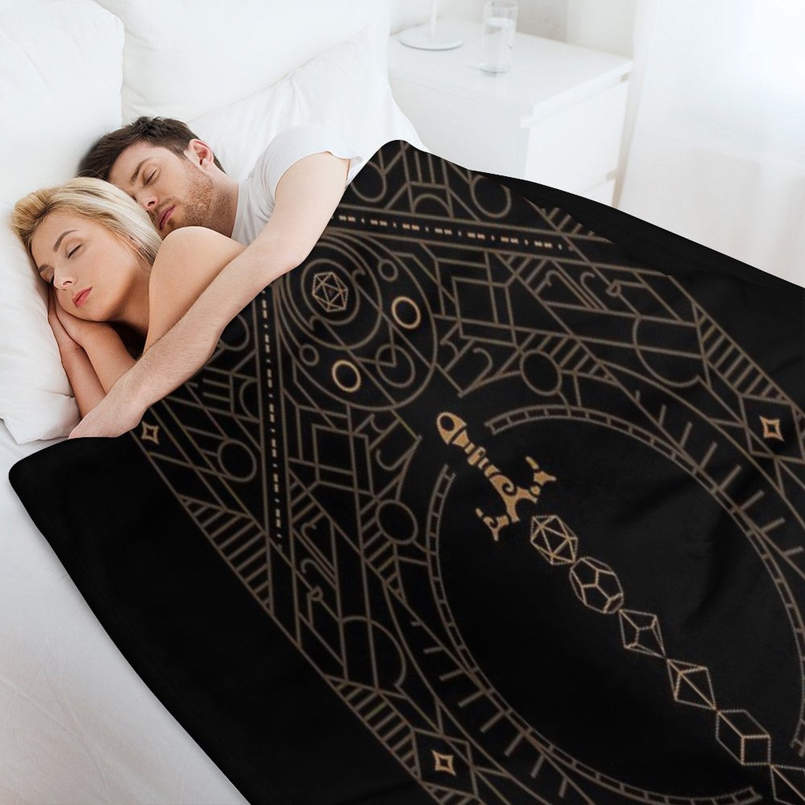 Polyhedral Dice Sword Vintage Minimalist Geometry Versatility Throw Blanket