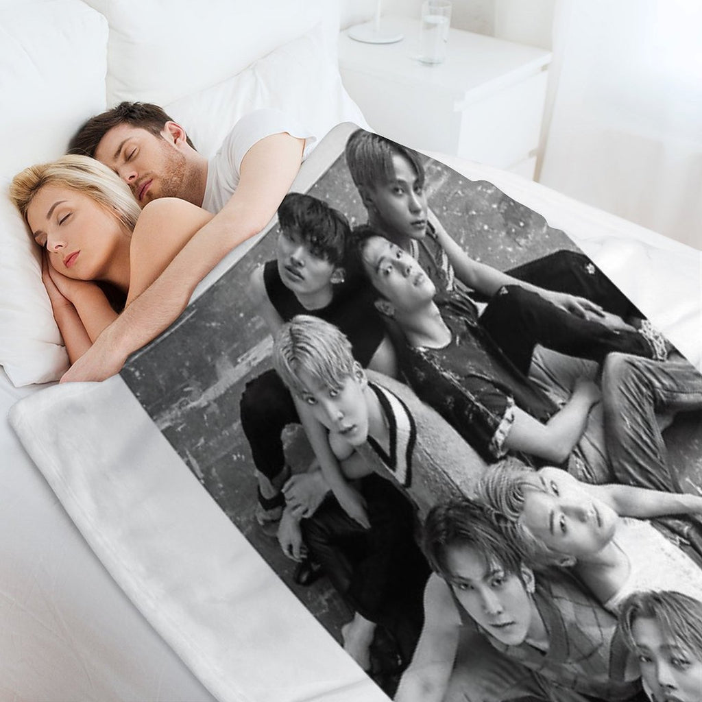 Ateez Multi-functional Throw Blanket