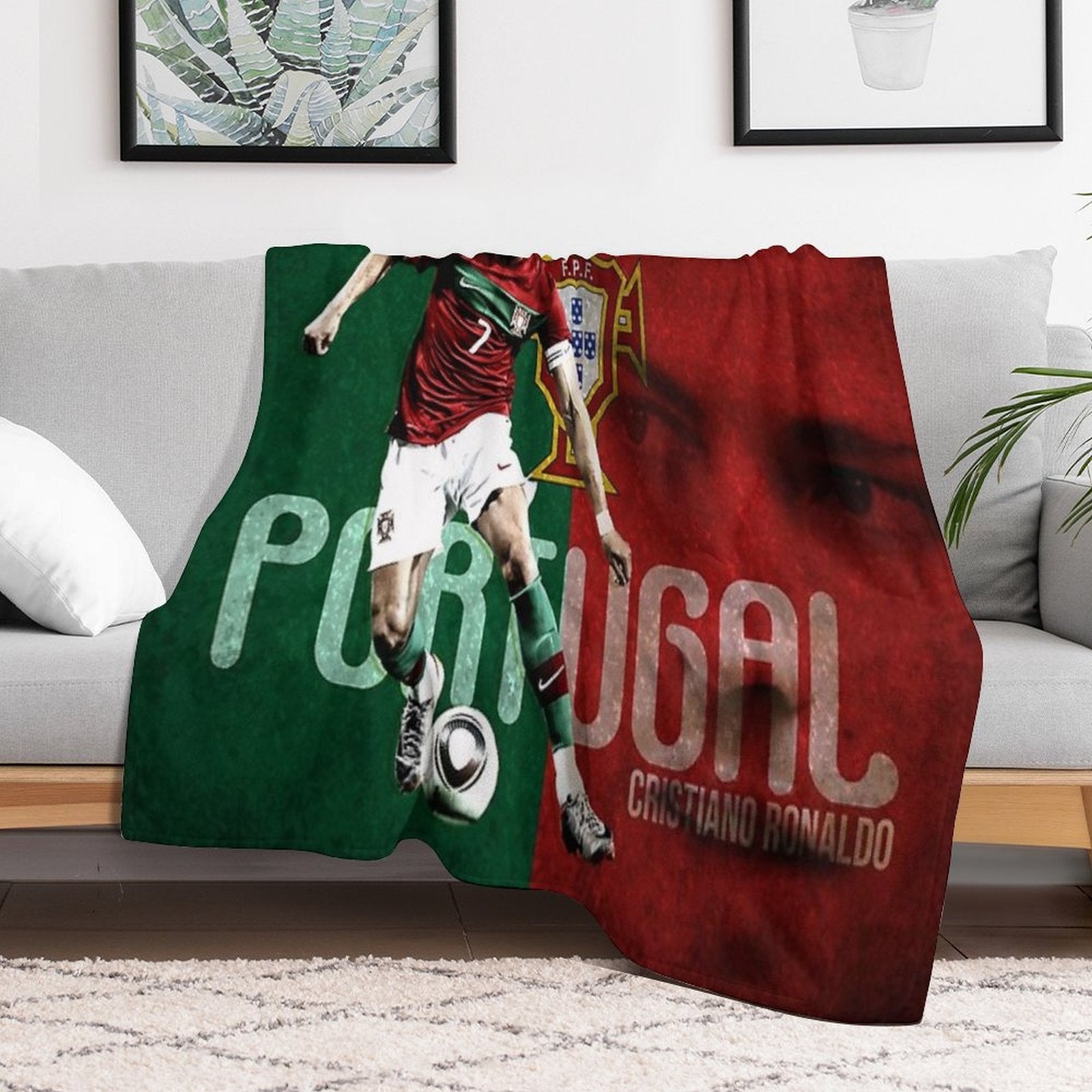 Art Cristiano Ronaldo All-season Throw Blanket