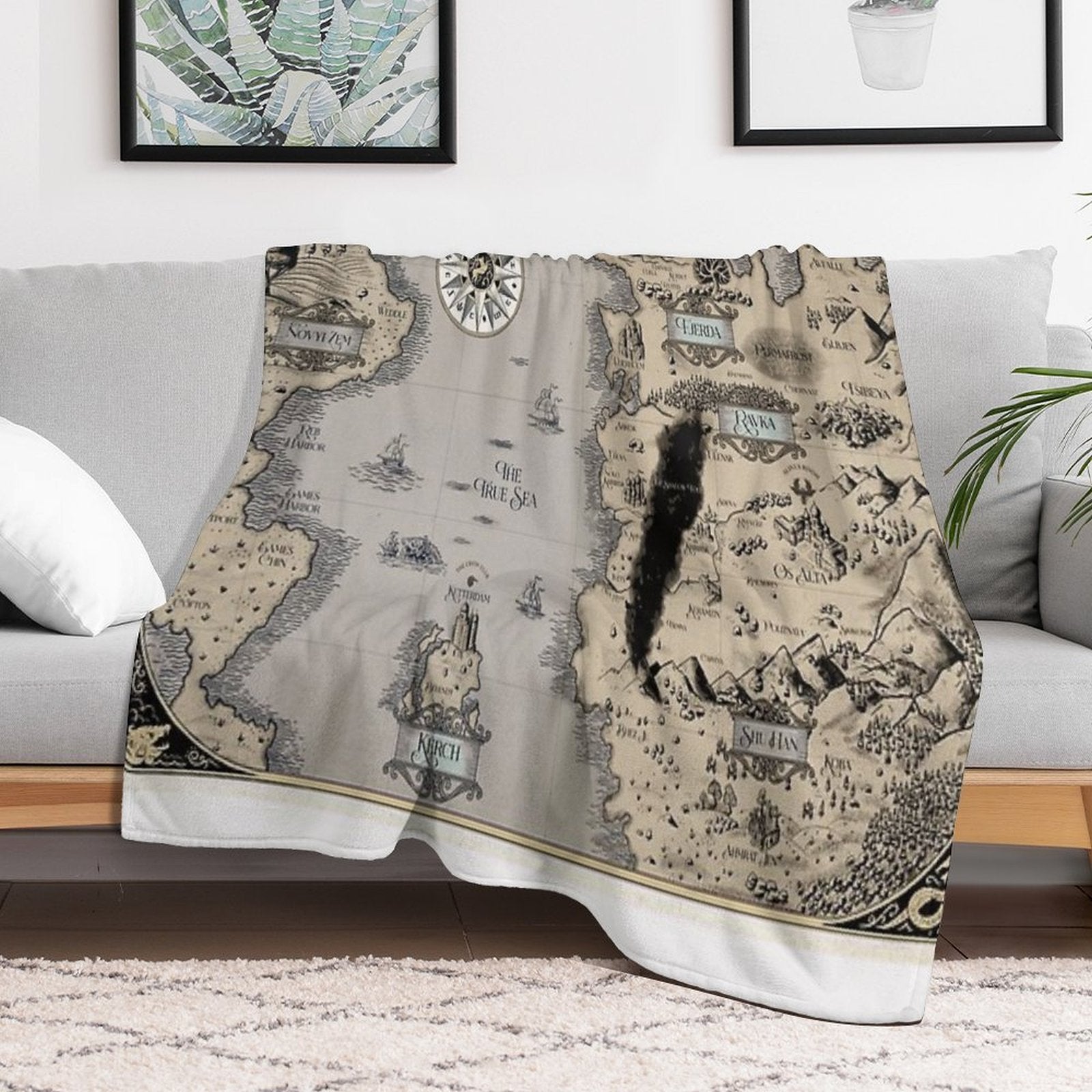Colorized Grishaverse Map (High Res) Lightweight Throw Blanket