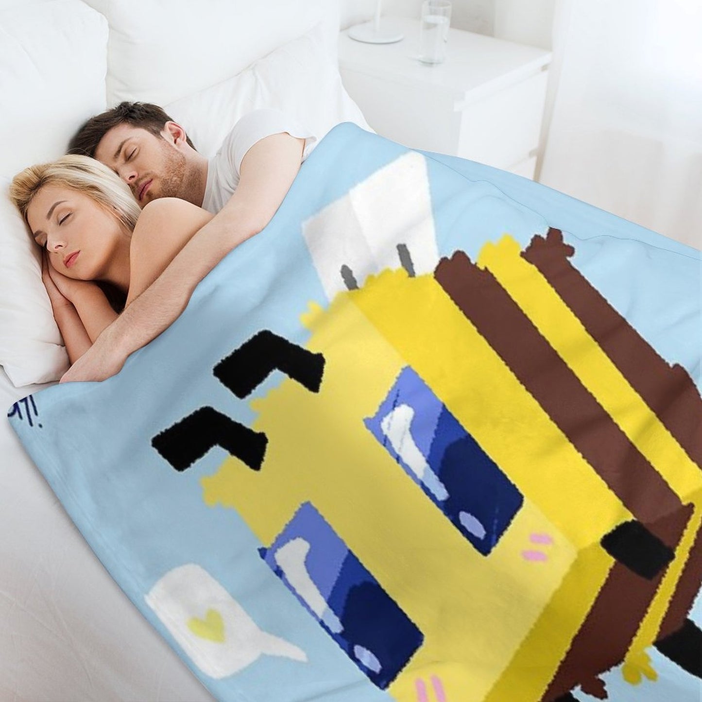 Minecraft Bee Machine-washable Throw Blanket