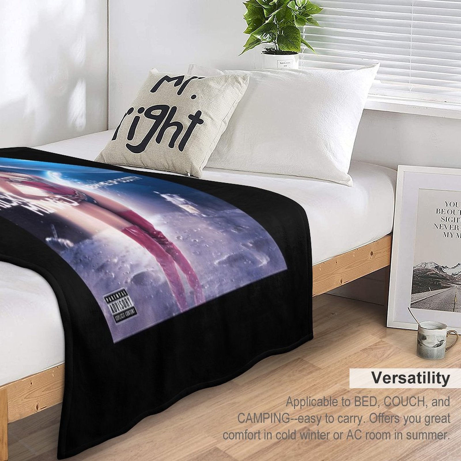 The Nicki Queen Classic -Nicki Barbz Essential Easy Care Throw Blanket