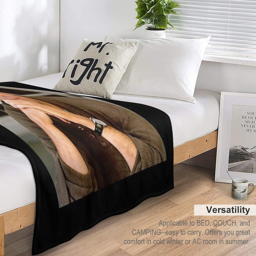 Kevin Costner Quick-dry Throw Blanket