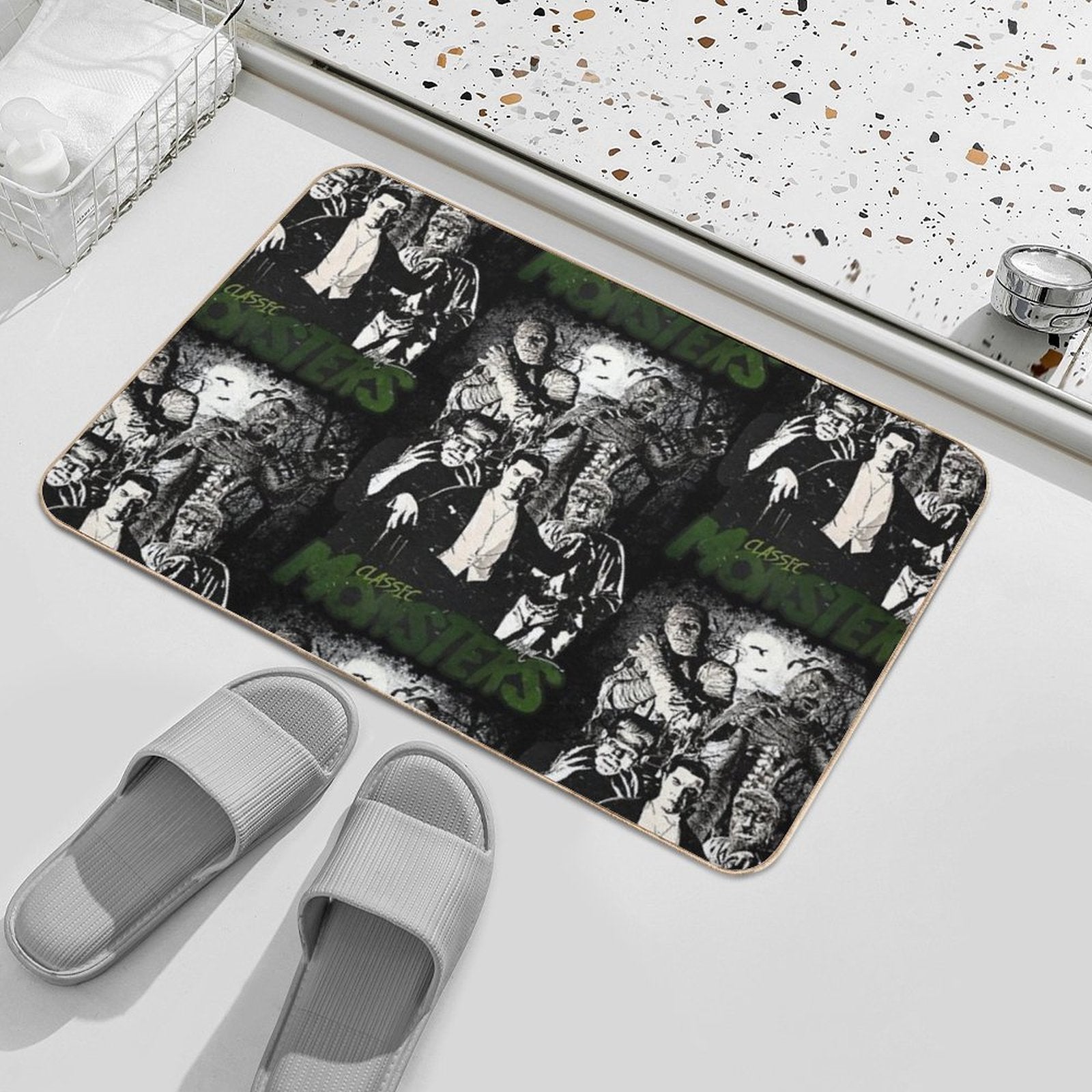 CLASSIC MONSTERS  Dirt-Trapping Bath Mat