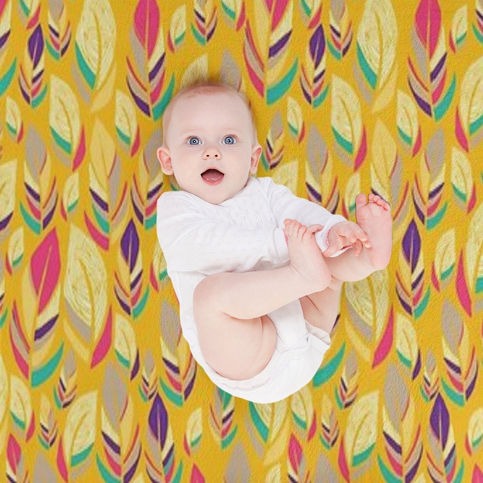 Dancing Feathers Machine-washable Throw Blanket