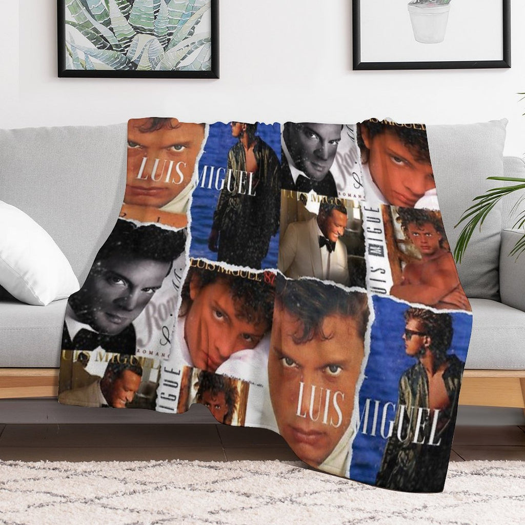 Luismi Albums Gift-ready Throw Blanket