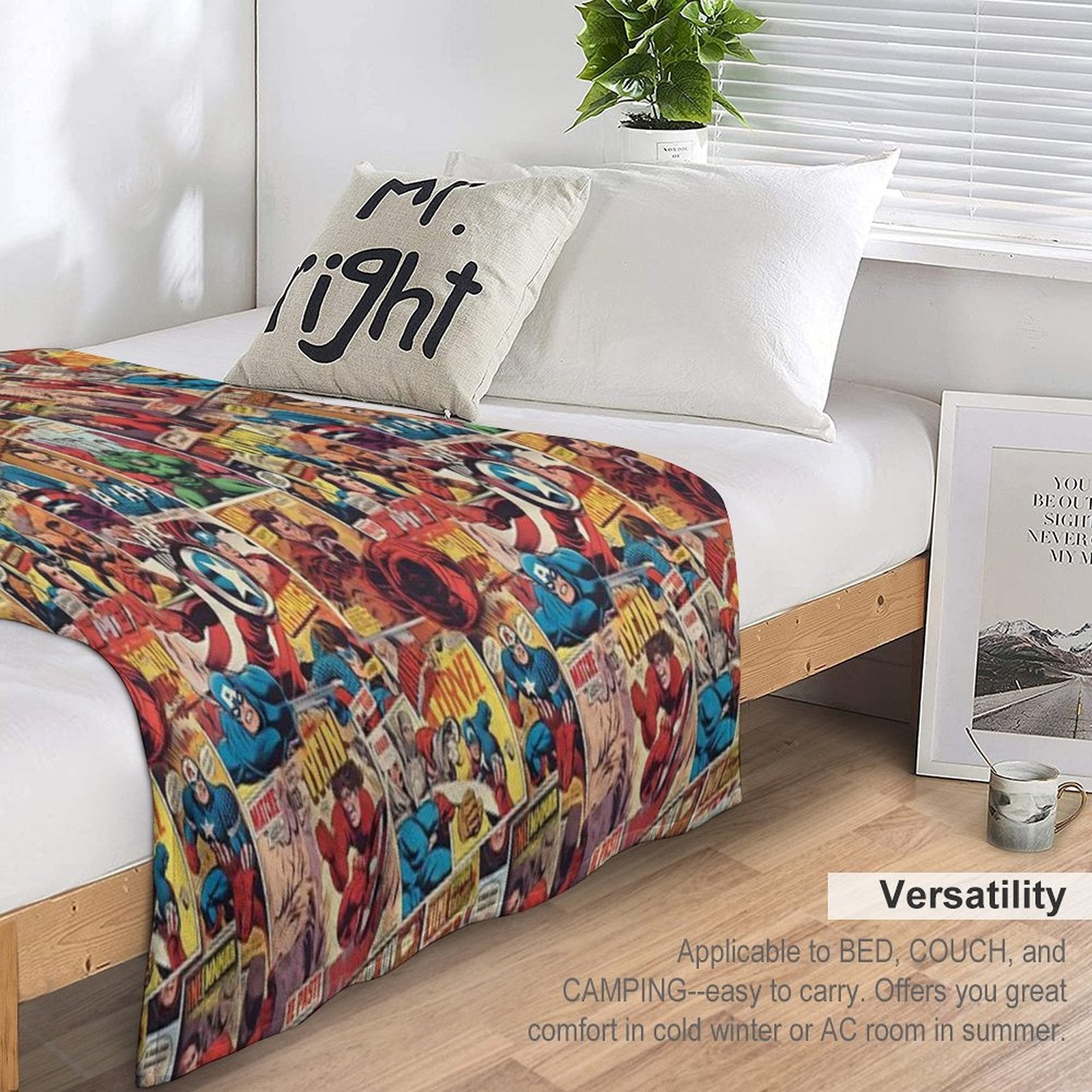 Vintage Comic Pattern Lightweight Throw Blanket