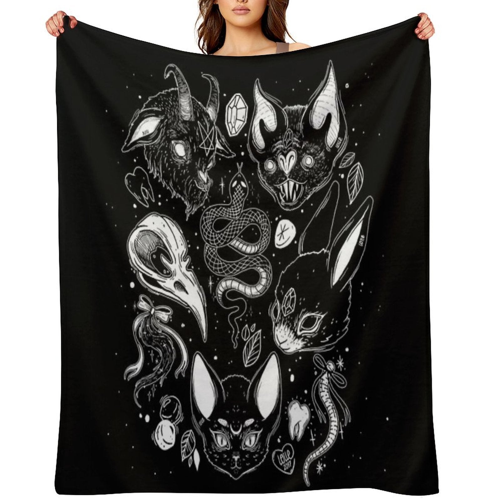 FAMILIAR SPIRITS All-season Throw Blanket