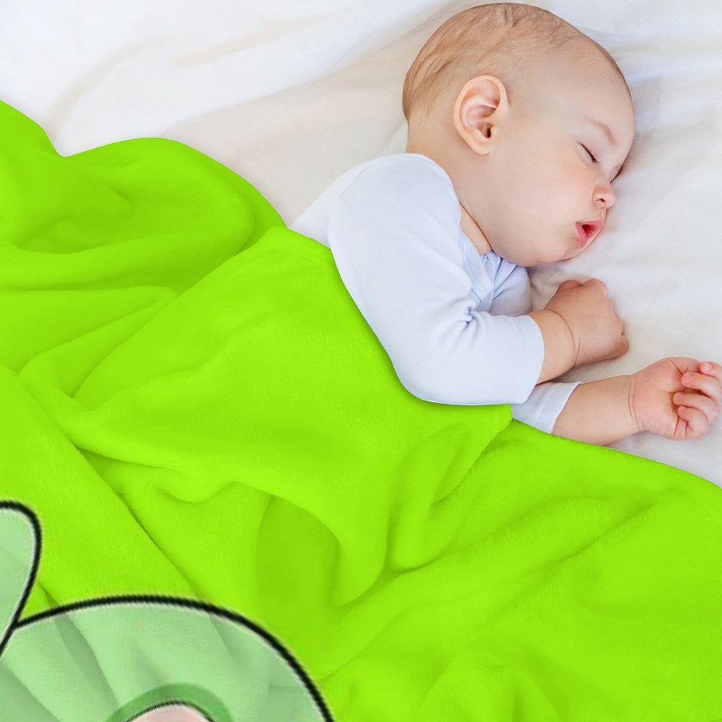 Chef at The Oinky Doink Cafe Travel-friendly Throw Blanket