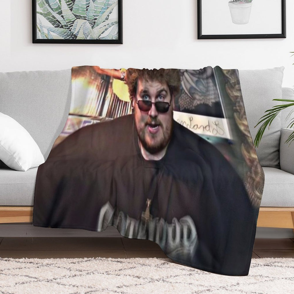 Drachenlord Rainer Winkler Easy Care Throw Blanket