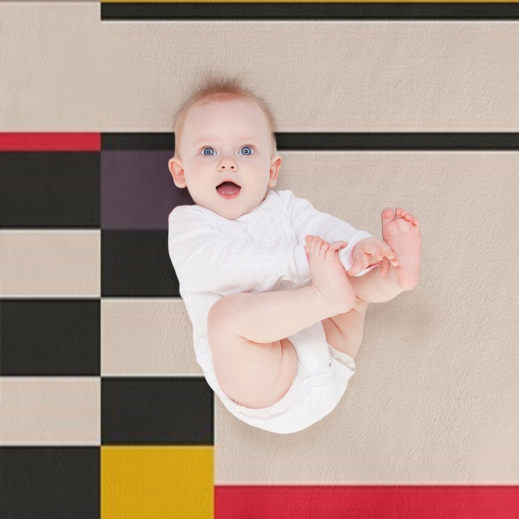 Geometric Design - Bauhaus Inspired Plush Throw Blanket