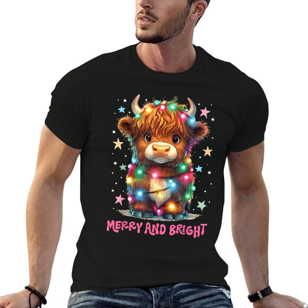 Merry And Bright Cute Highland Cow Christmas Xmas Lights  Slim-fit Cut T-Shirt