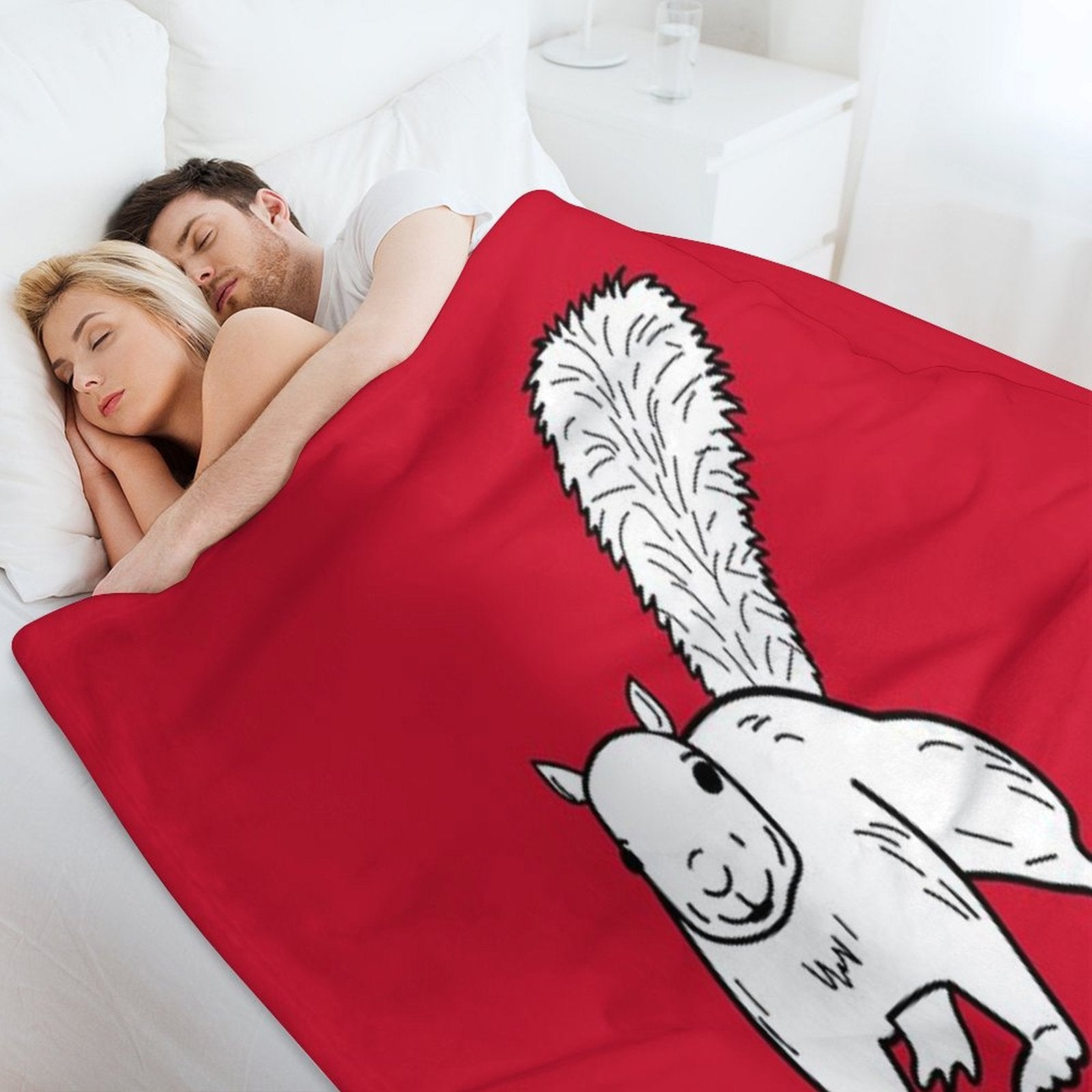 Cute Oberlin White Squirrel Sustainable Throw Blanket