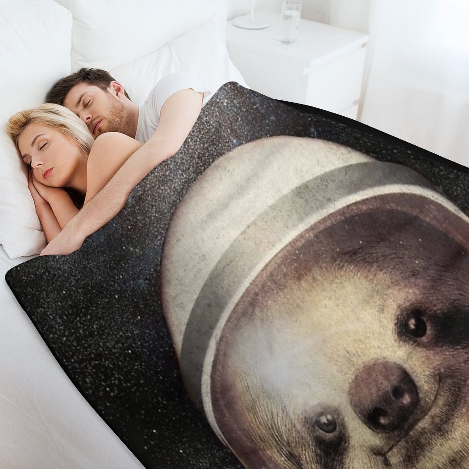 Space Sloth Shrink-resistant Throw Blanket