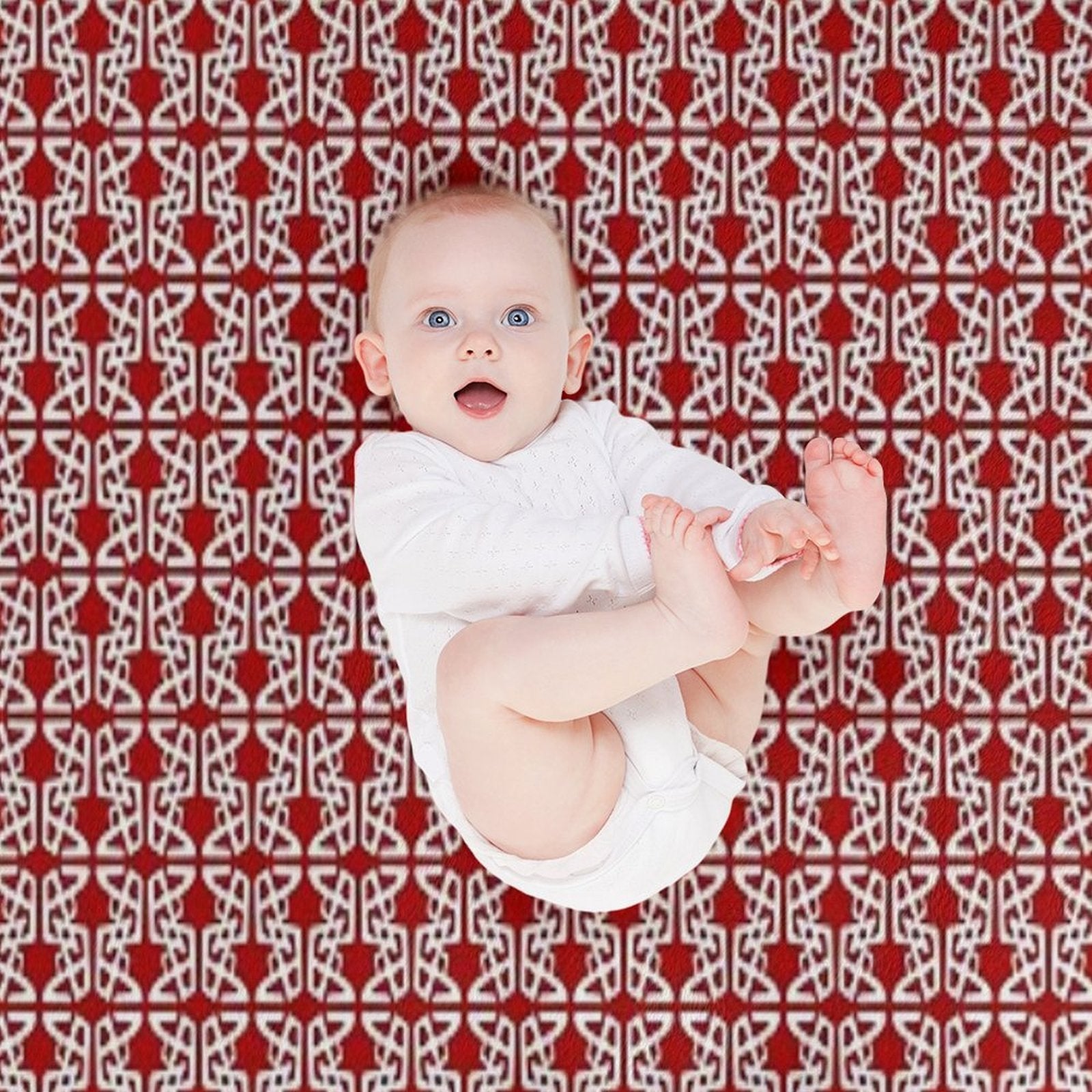 HEXTANGLE. ABSTRACT NOUVEAU PATTERN. REDWHITE. Easy Care Throw Blanket