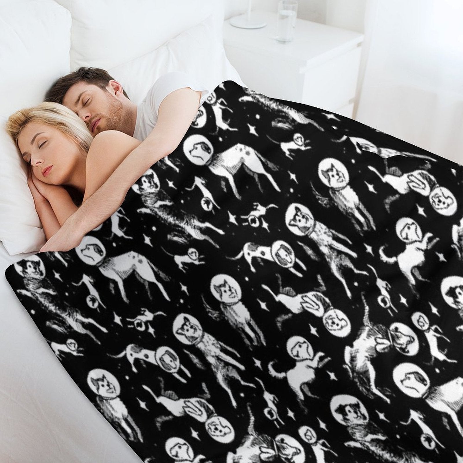 Space Dogs (black Background) All-season Throw Blanket