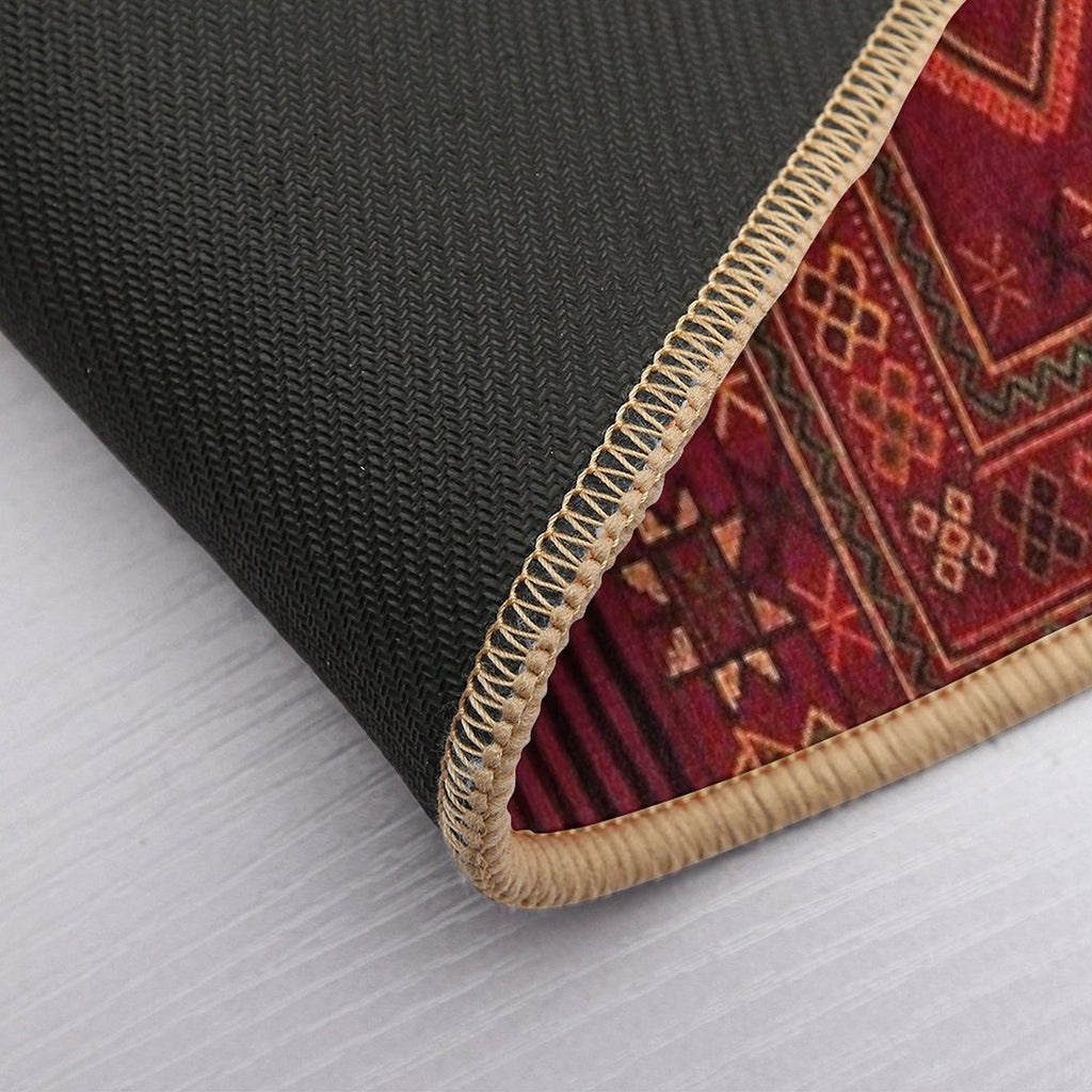 Traditional Moroccan Artwork Design  Non-Slip Bath Mat