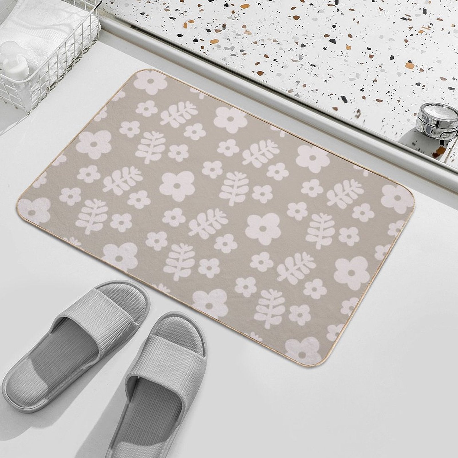 Mid Century Modern Flowers & Leaves, Cute Retro Pattern, Light Taupe  Multi-Purpose Bath Mat
