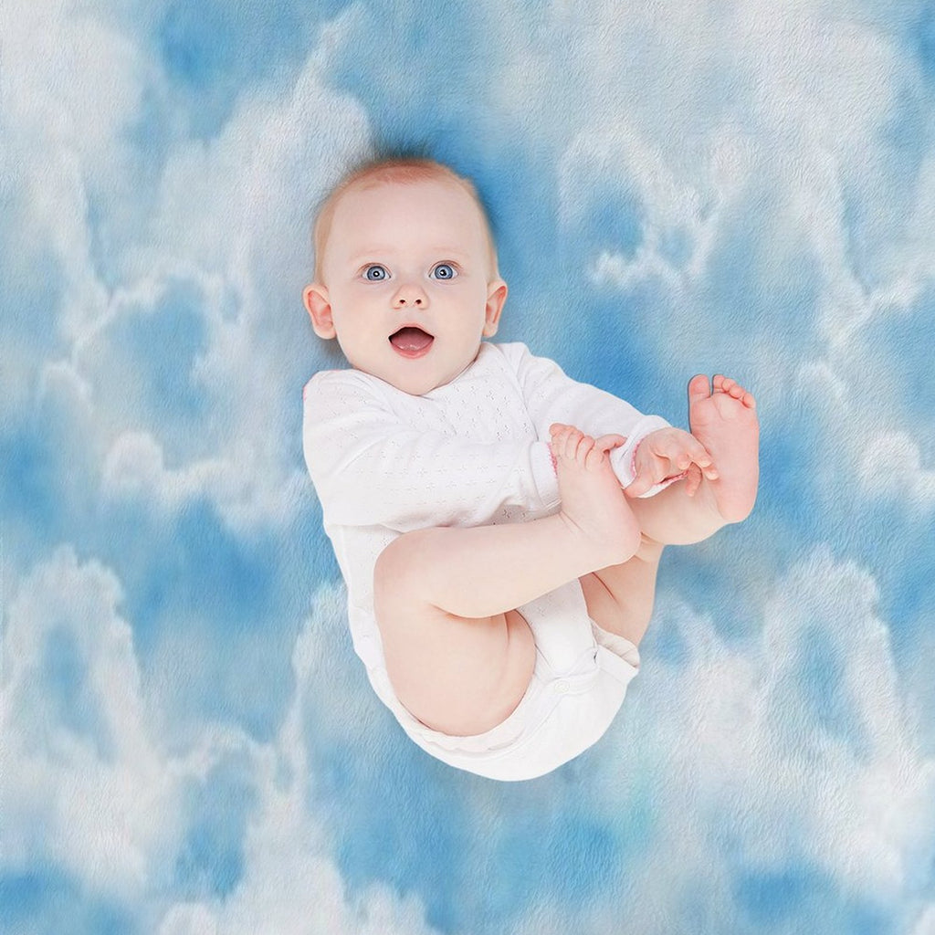 Clouds Print Shrink-resistant Throw Blanket