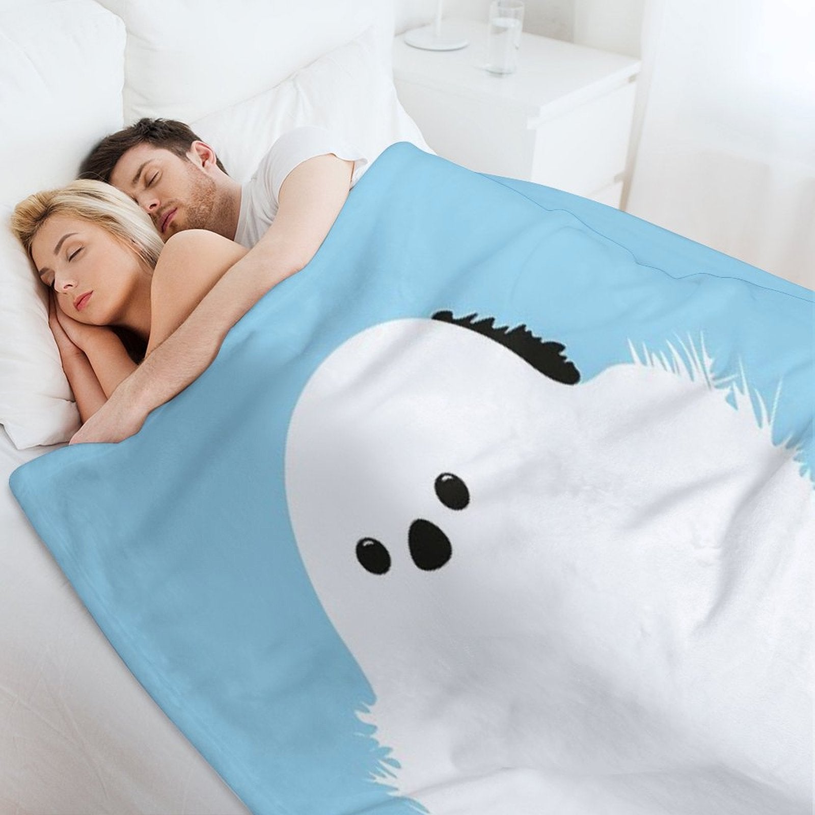 Chubby Round Bird - Shima Enaga Travel-friendly Throw Blanket