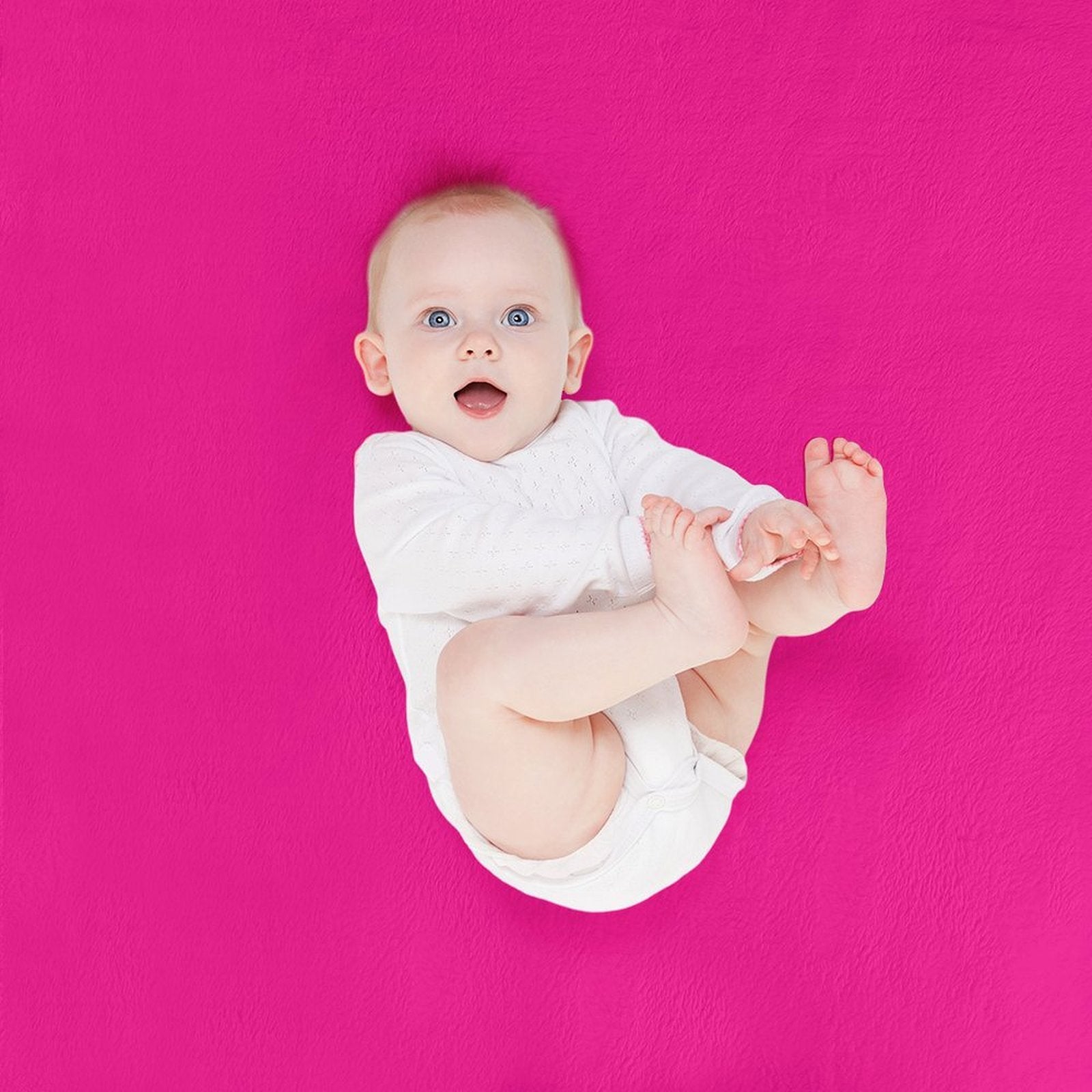 PLAIN SOLID DEEP PINK -100 PINK SHADES ON OZCUSHIONS ON ALL PRODUCTS Lightweight Throw Blanket