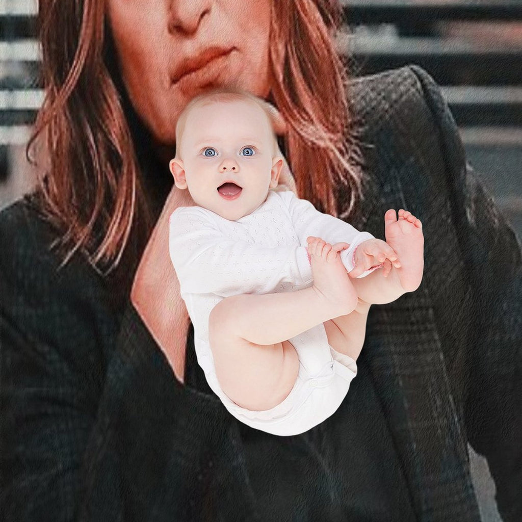 Captain Olivia Benson Quick-dry Throw Blanket