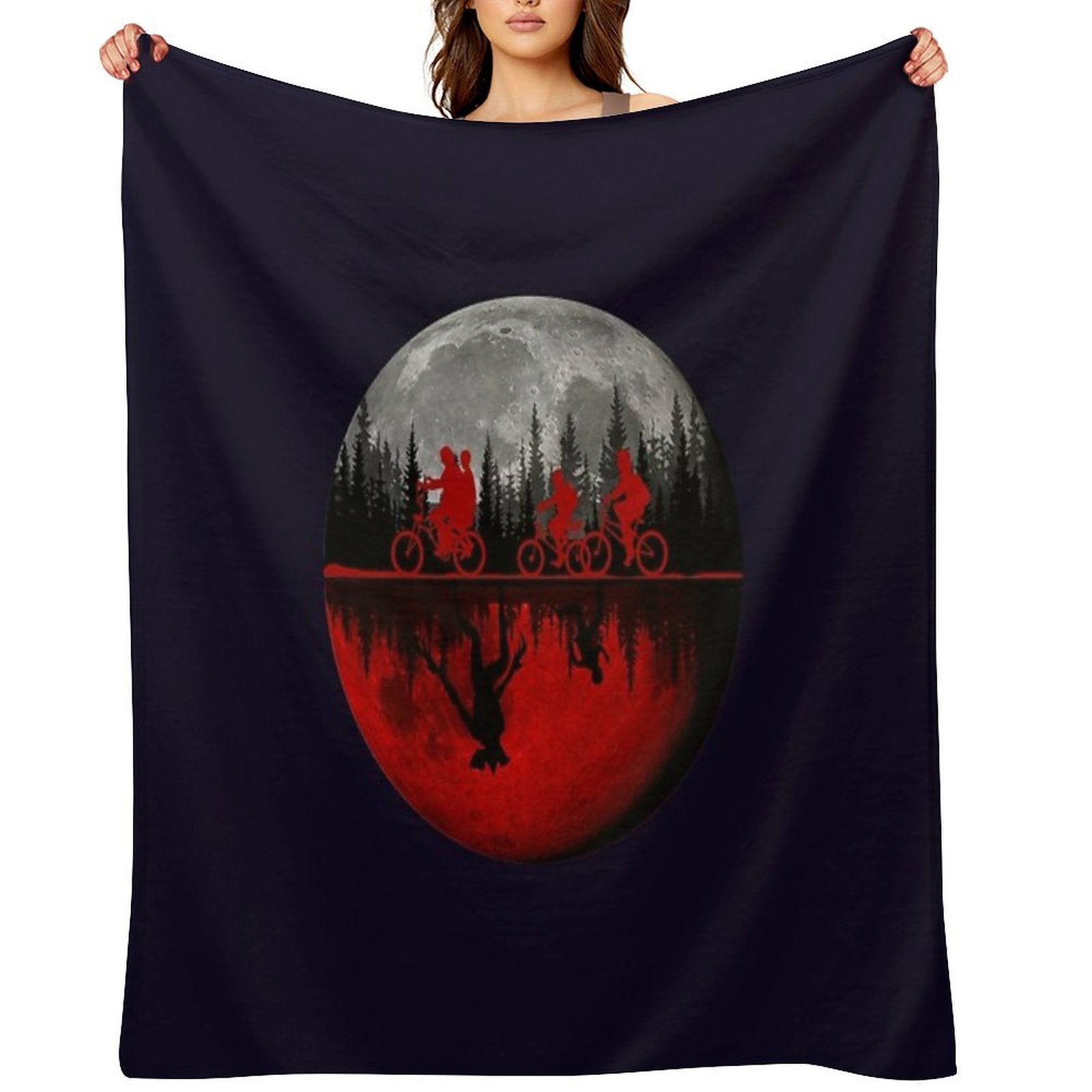 Stranger Things Moon Design Machine-washable Throw Blanket