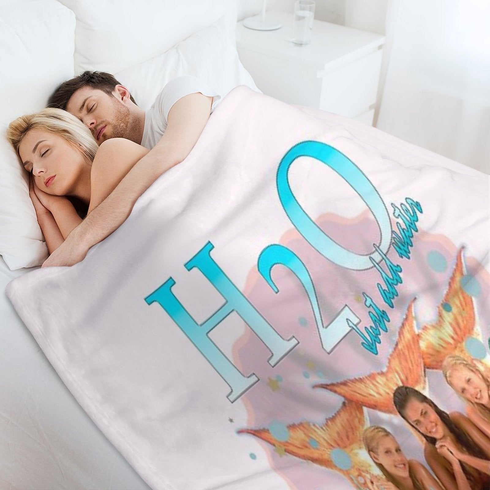 H2O Multi-functional Throw Blanket