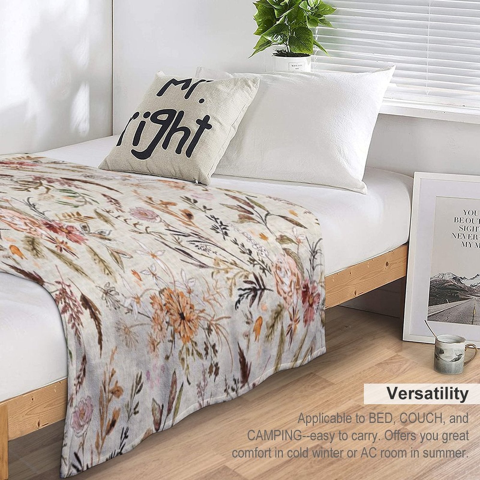 Delilah (autumn) Lightweight Throw Blanket