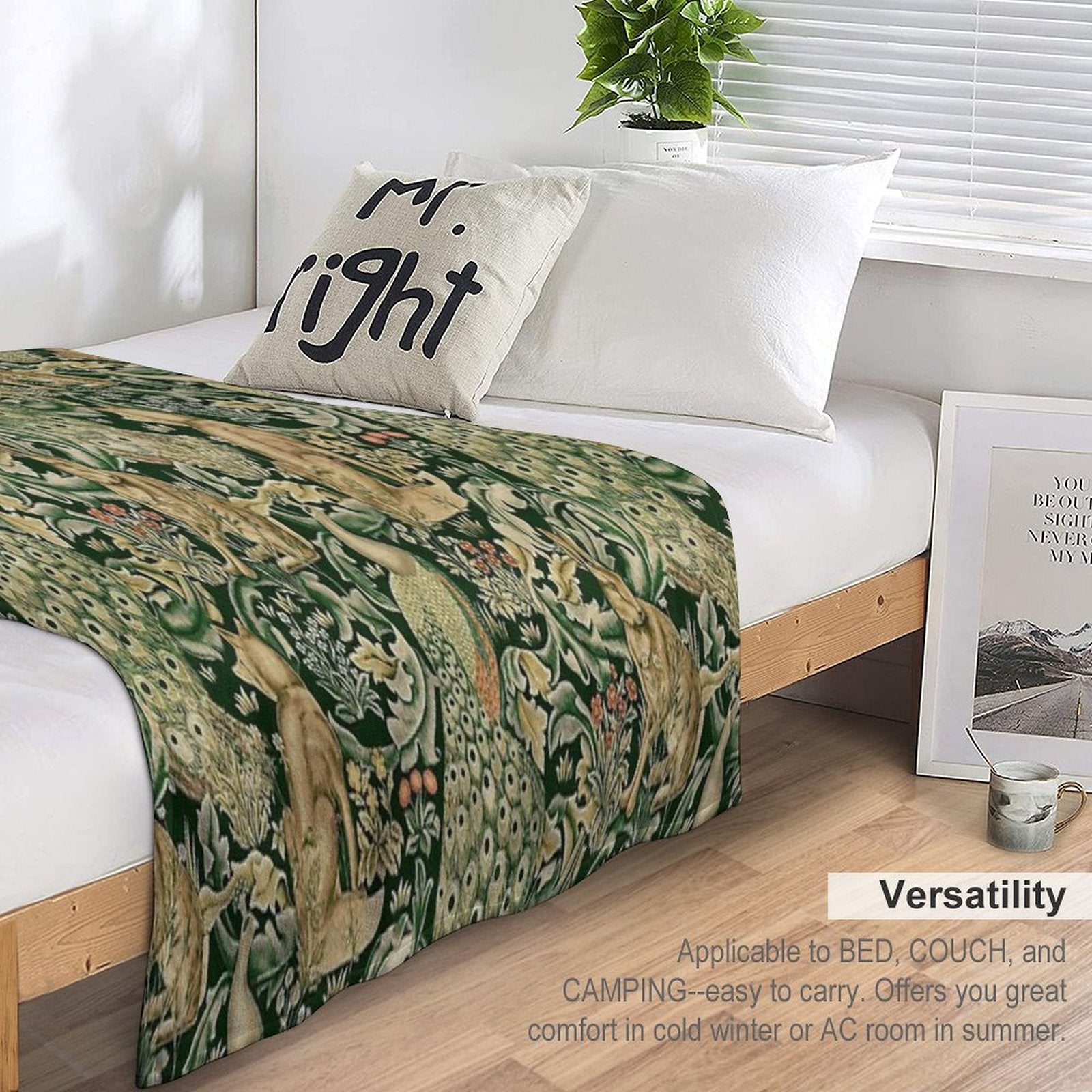 GREEN FOREST ANIMALS ,PEACOCKS, FOX AND HARE IN GREEN LEAVES,FLORAL PATTERN Shrink-resistant Throw Blanket