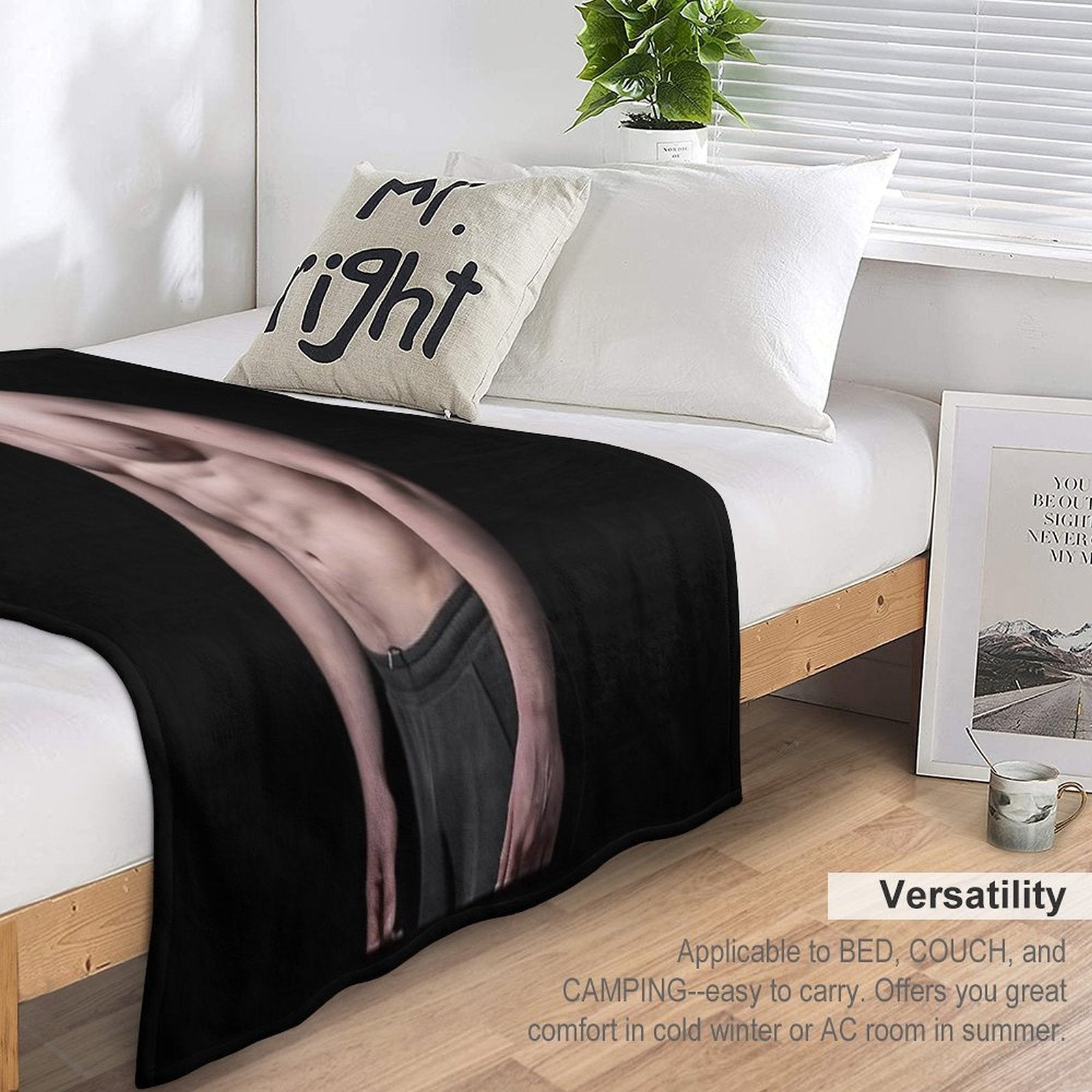 Kit Connor Shirtless  Hot Compact Throw Blanket
