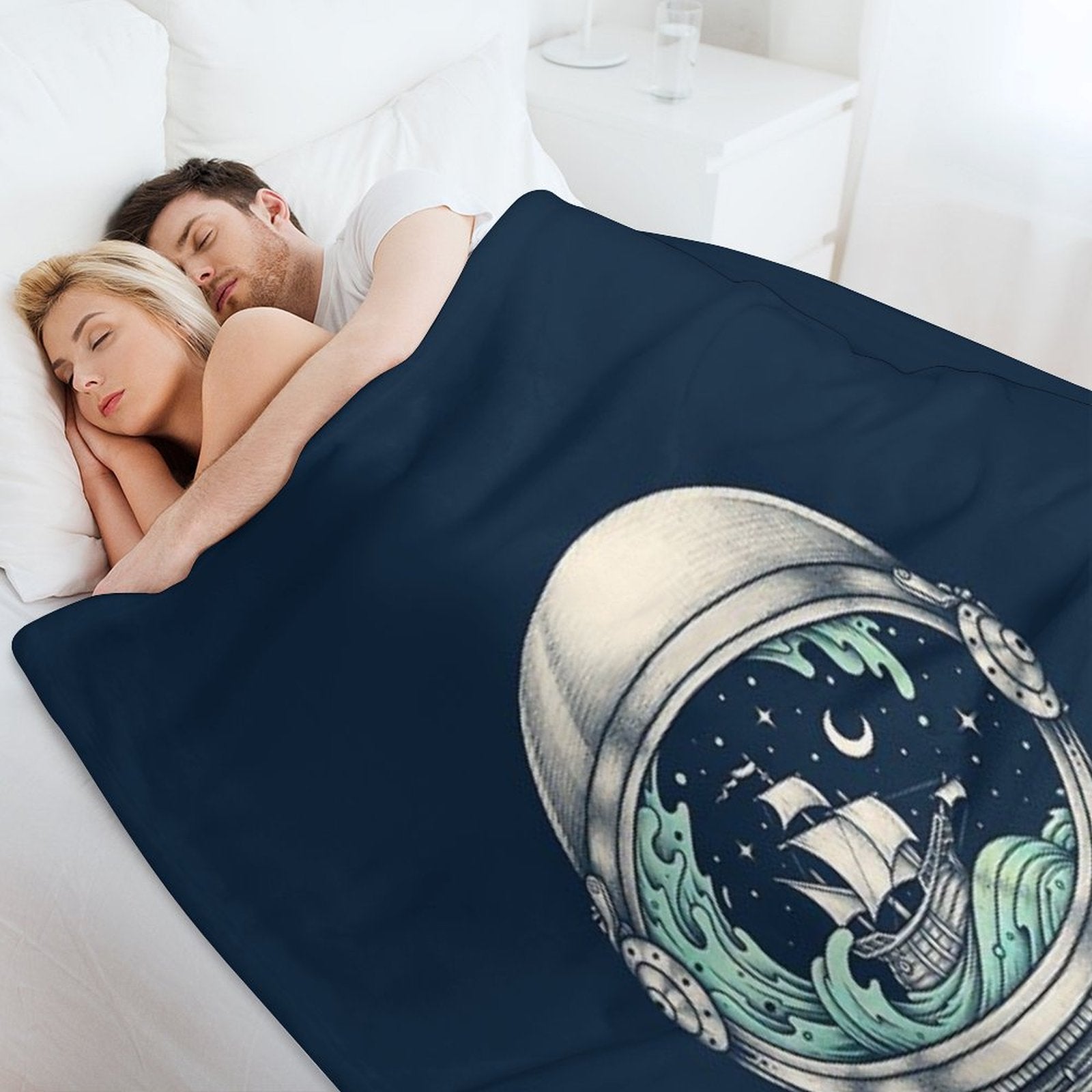 Spaceship Wrinkle-free Throw Blanket