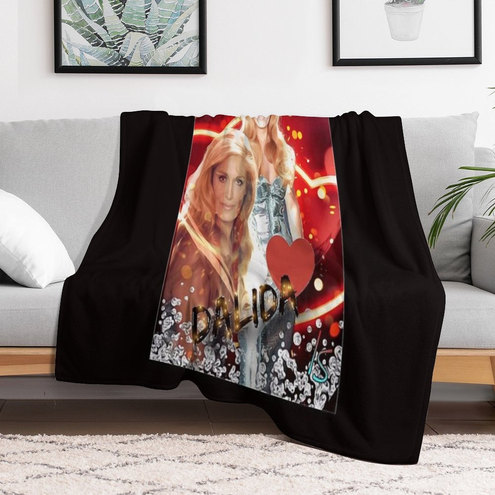 Dalida Plush Throw Blanket