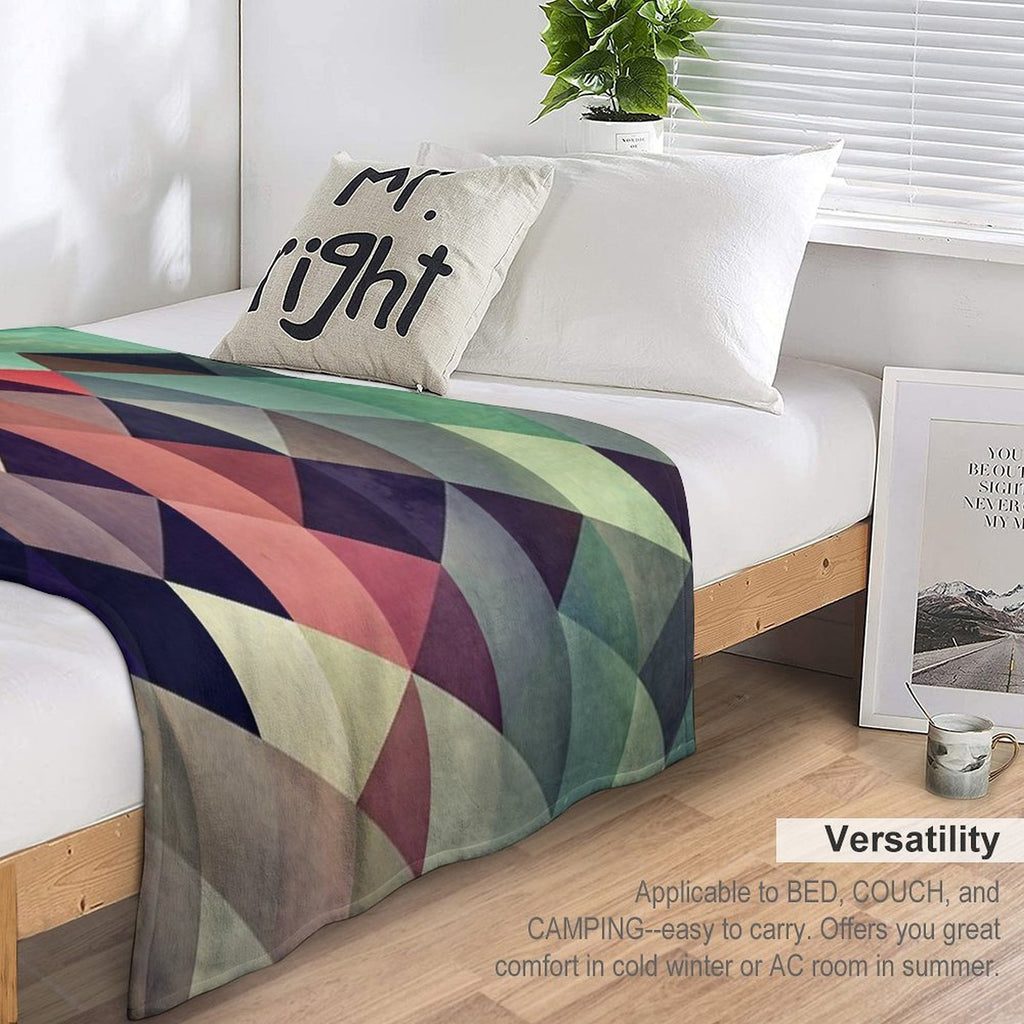 74  Tryypyzoyd Travel-friendly Throw Blanket