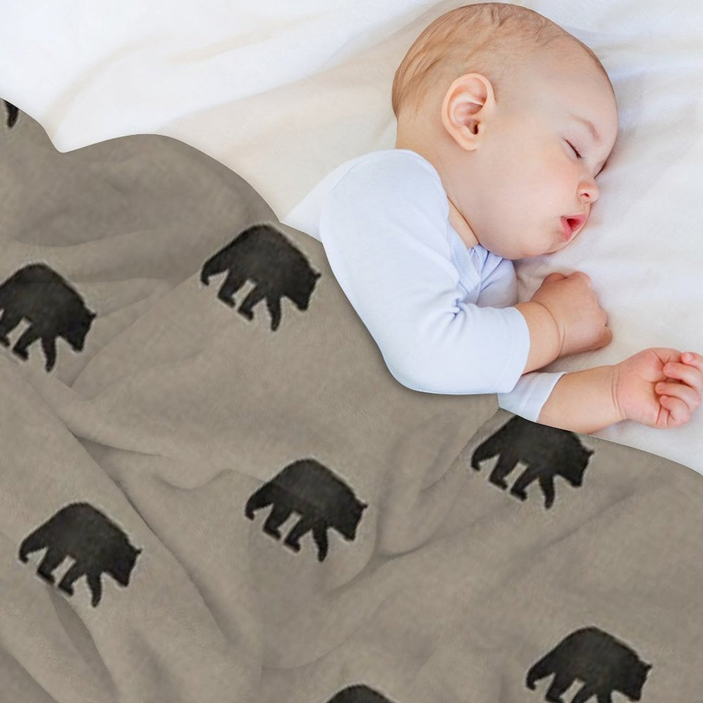 Black Bear Silhouette(s) Wrinkle-free Throw Blanket