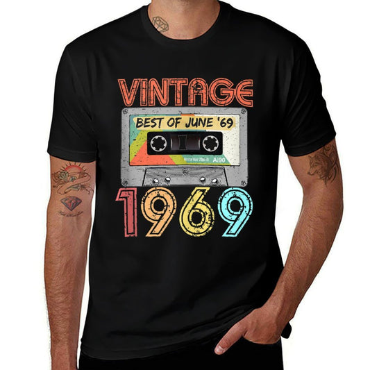 June 1969 50th Birthday  Retro Vintage 1969 Birthday  Tagless Design T-Shirt